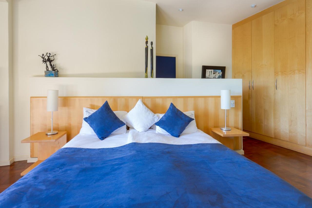 Lézard Bleu Guest House Città del Capo Esterno foto